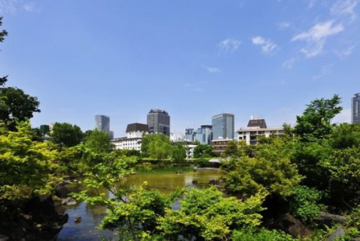 政府高官や財界人の邸宅街として発展した街「赤坂」