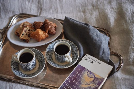 Grasse Matinée――日曜の朝、お気に入りの寝室で楽しむ優雅な朝食