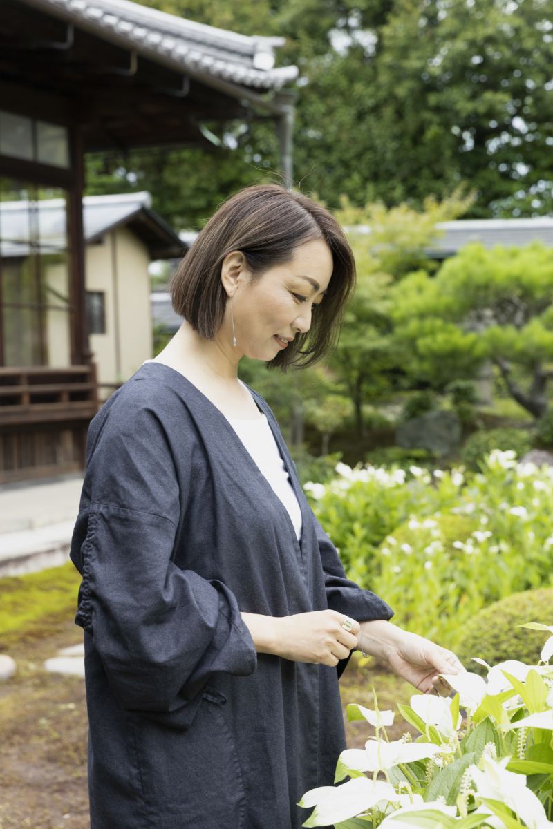 香りが生む、暮らしの奥行き ──アロマ調香デザイナー 齋藤智子