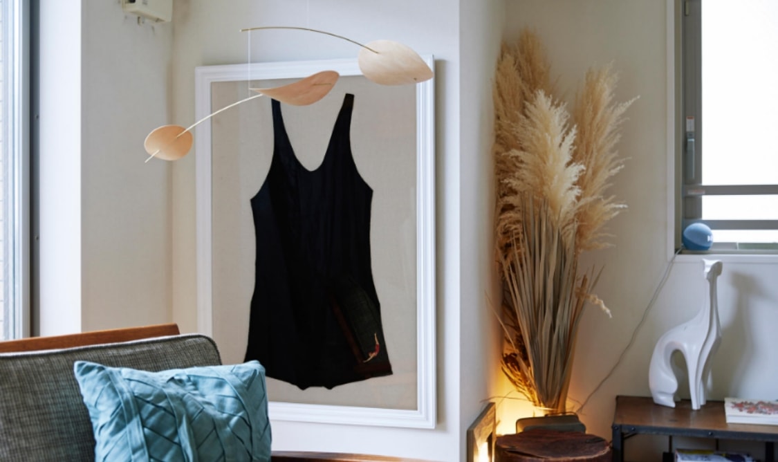 Touch the Essence 本質に触れる
                  アートとの出会いを自宅で楽しむ「Home Museum」