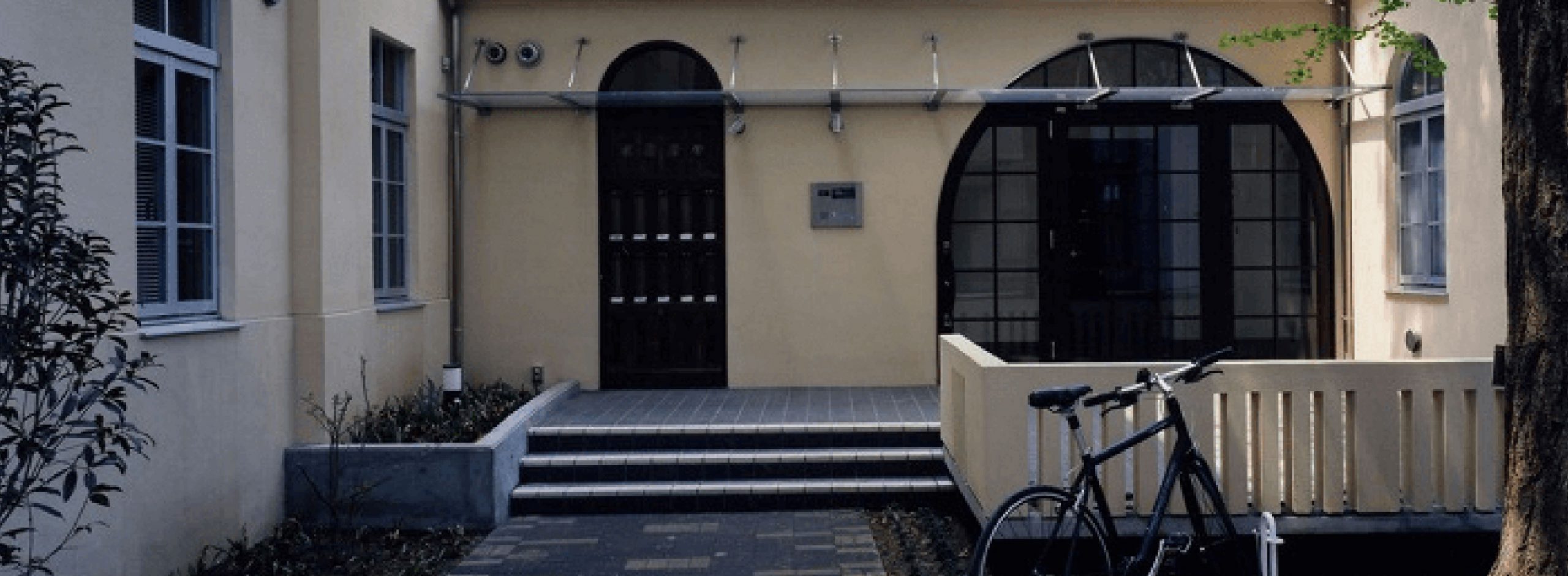 築88年のリノベーション住宅「求道学舎再生物語」