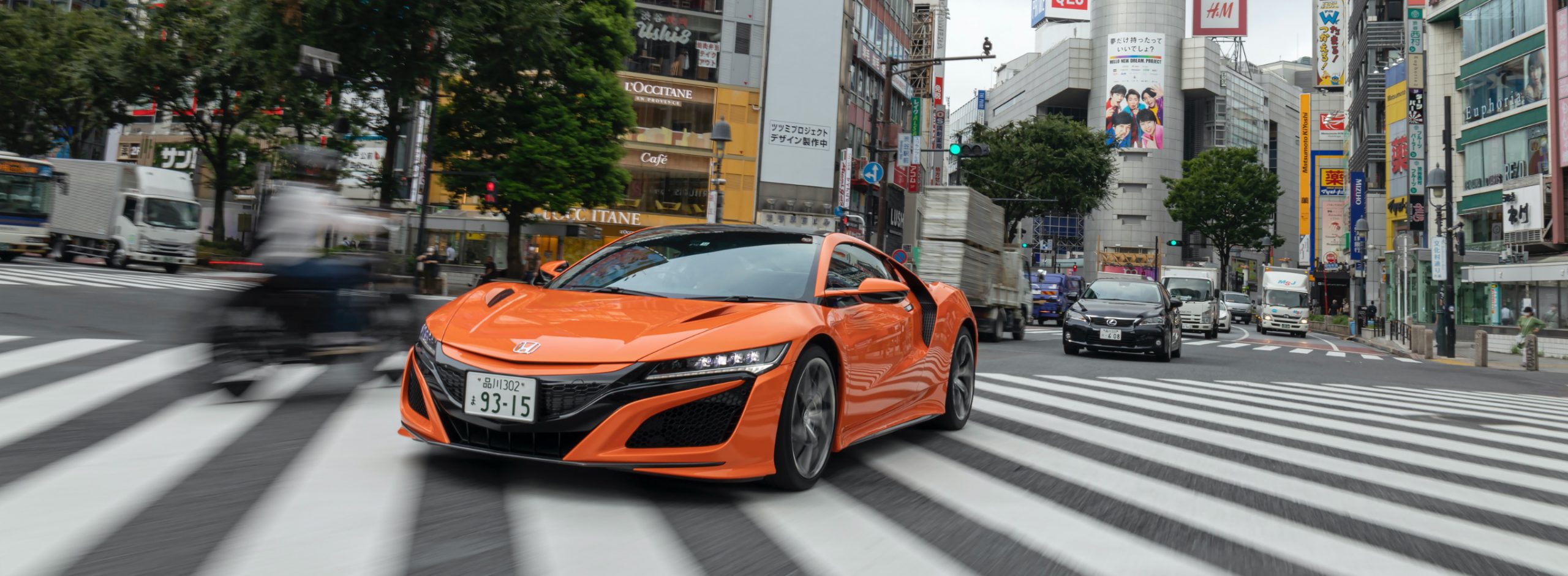 「ホンダ NSX」で進化する渋谷、変わらない渋谷を駆け抜ける