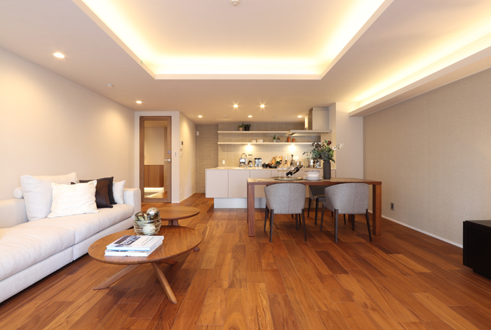 麻布永坂ハウス