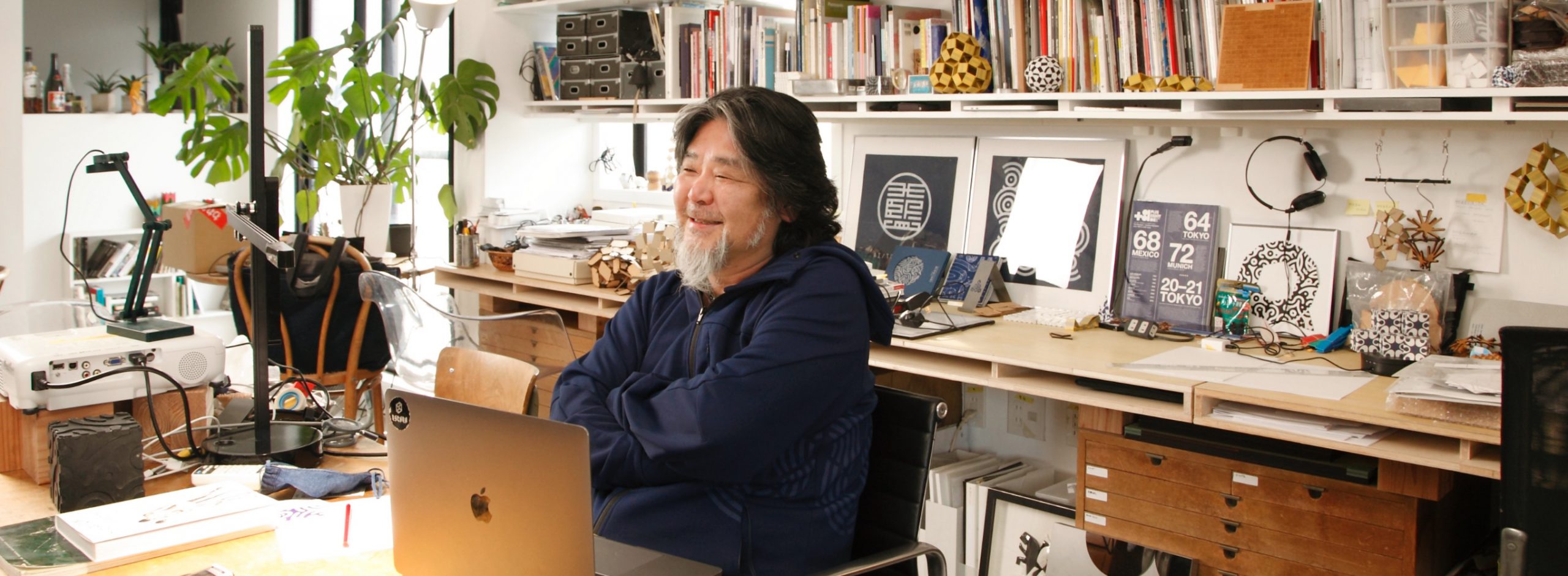 テーマは「繋げること」——美術家、野老朝雄氏の発想の原点とは