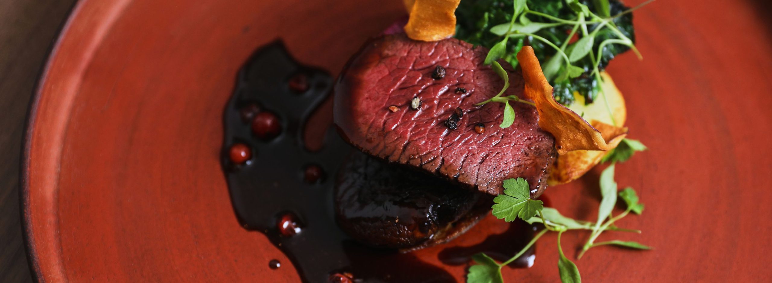 料理人こそ社会貢献の先鋒だ――「LATURE」室田拓人シェフ