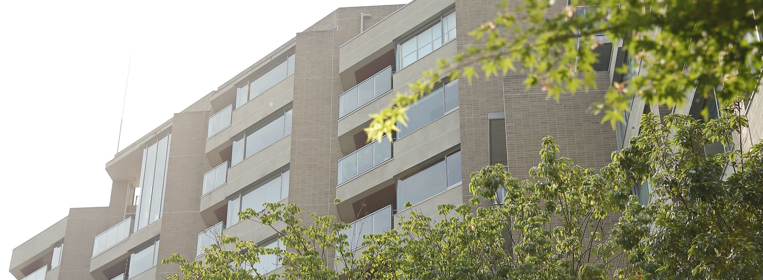 上質な暮らしが息づく、東京の邸宅マンション街「有栖川」