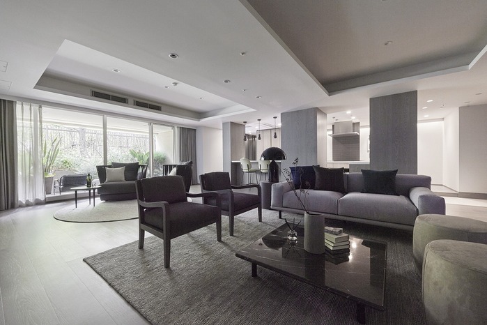 オパス有栖川　1階