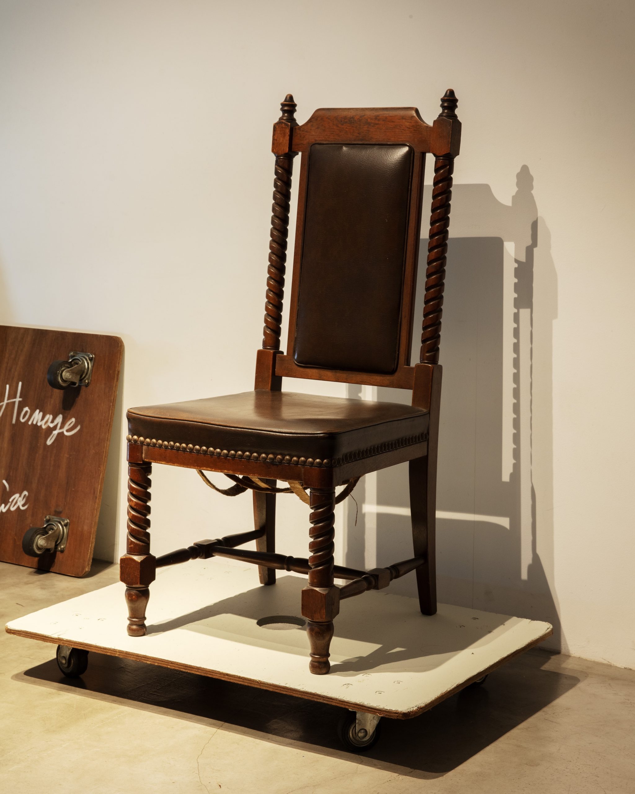 古くて新しい、マルニ木工「トラディション」が生み出す愛着 | 人生を