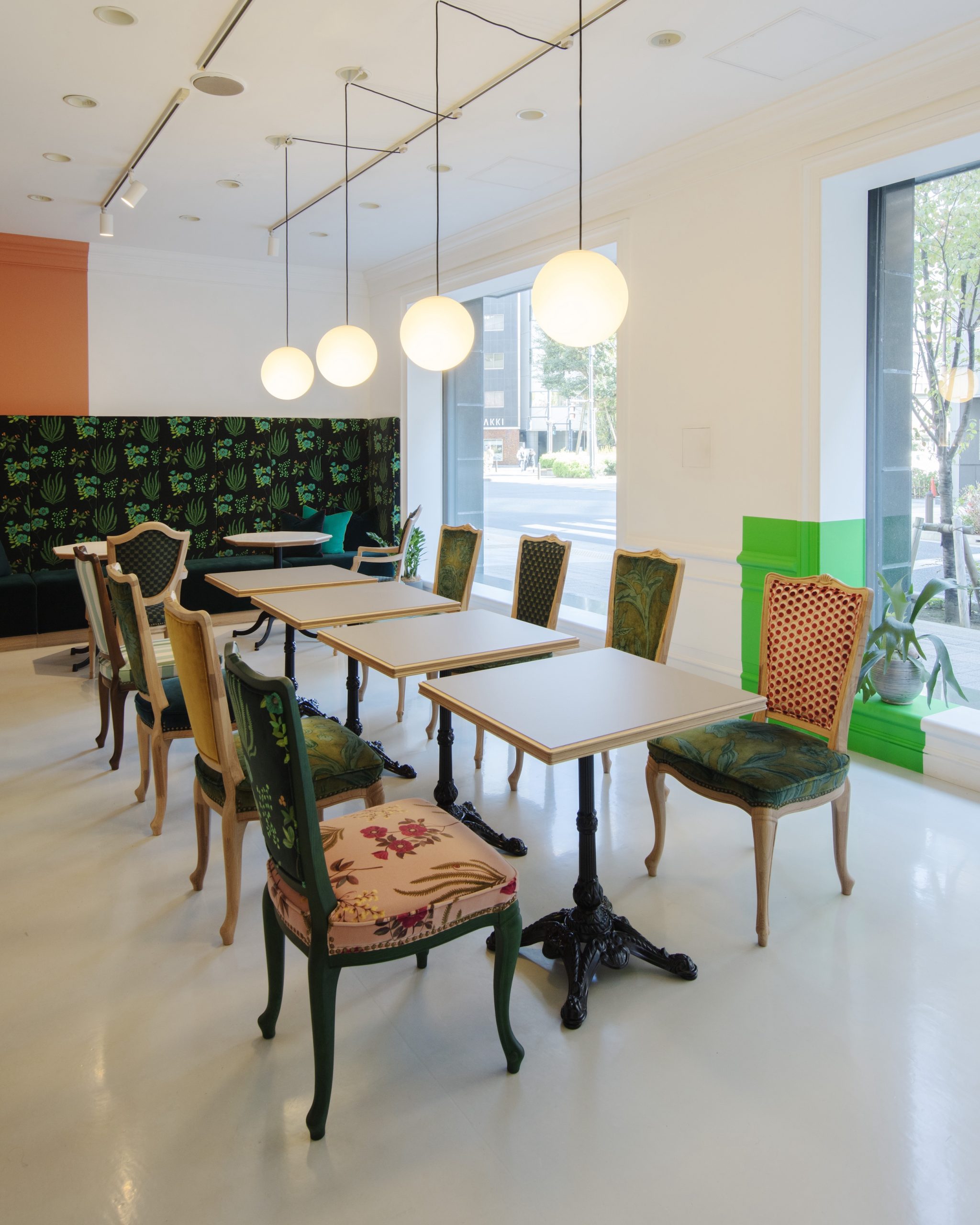 古くて新しい、マルニ木工「トラディション」が生み出す愛着 | 人生を