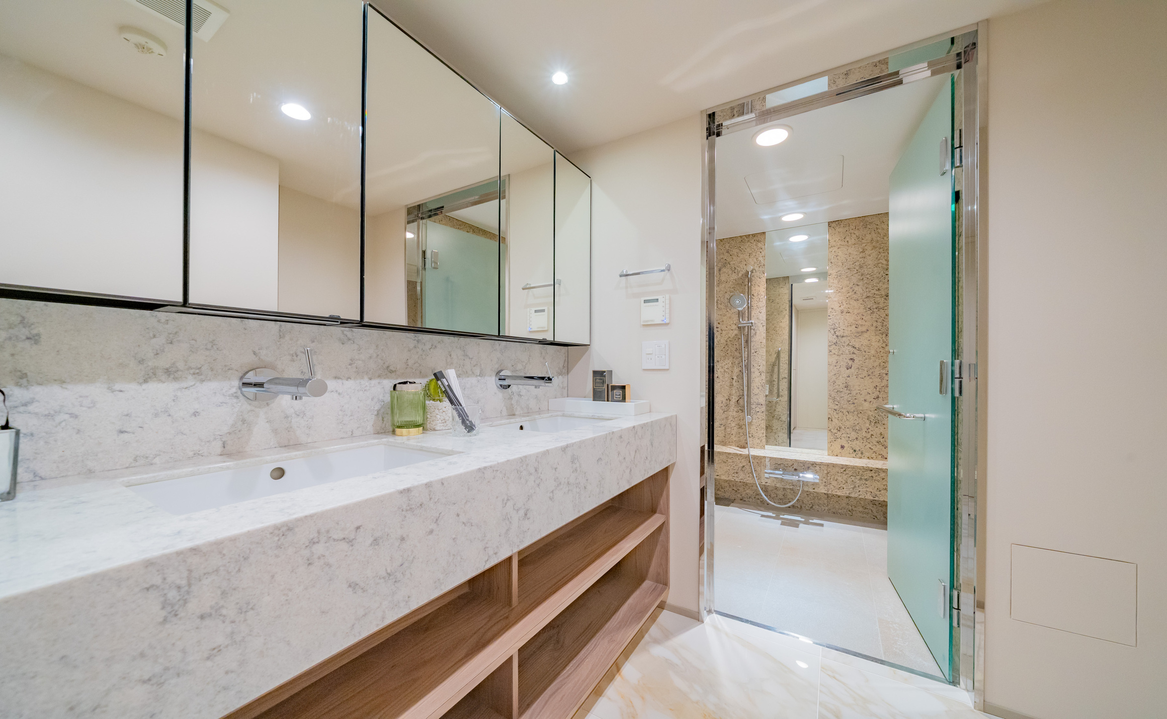 ザ・パークハウス元麻布 | 都心の100平米超マンションならR100 tokyo