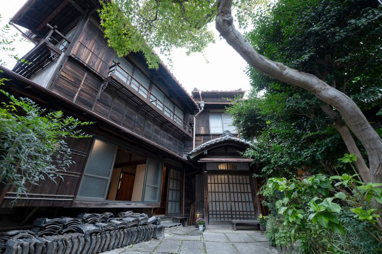 谷中の歴史と暮らしを守る、まちづくりと建物保全活動