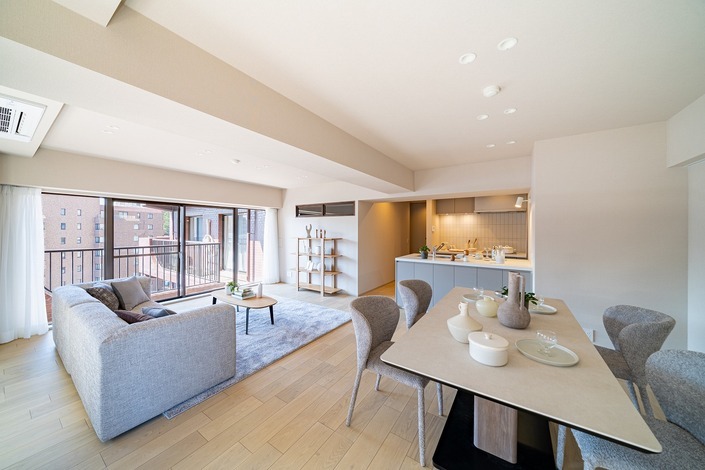 パレロワイヤル六番町